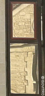 Illustration d'un vitrage de type Antelio qui a retrouvé un bel aspect après l'installation d'un film solaire réfléchissant Solaris Control.